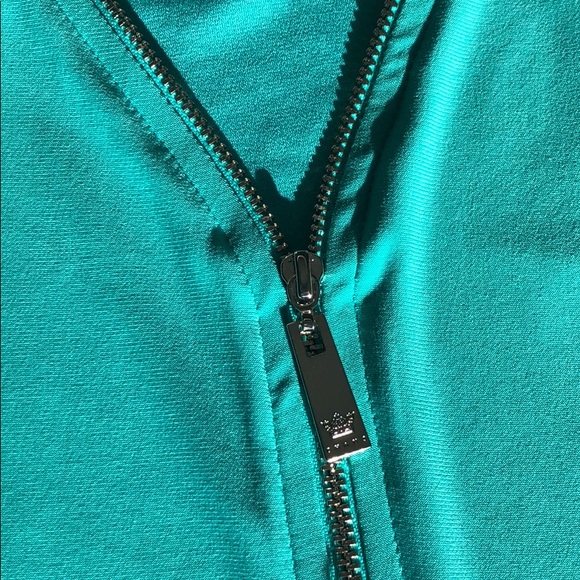 Chaus top - Picture 4 of 4